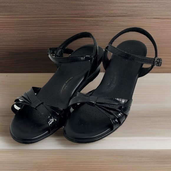 SAS 9 M Strippy Quarter Strap Wedge Women's Black Patent Sandals Retail $155 - Picture 1 of 7